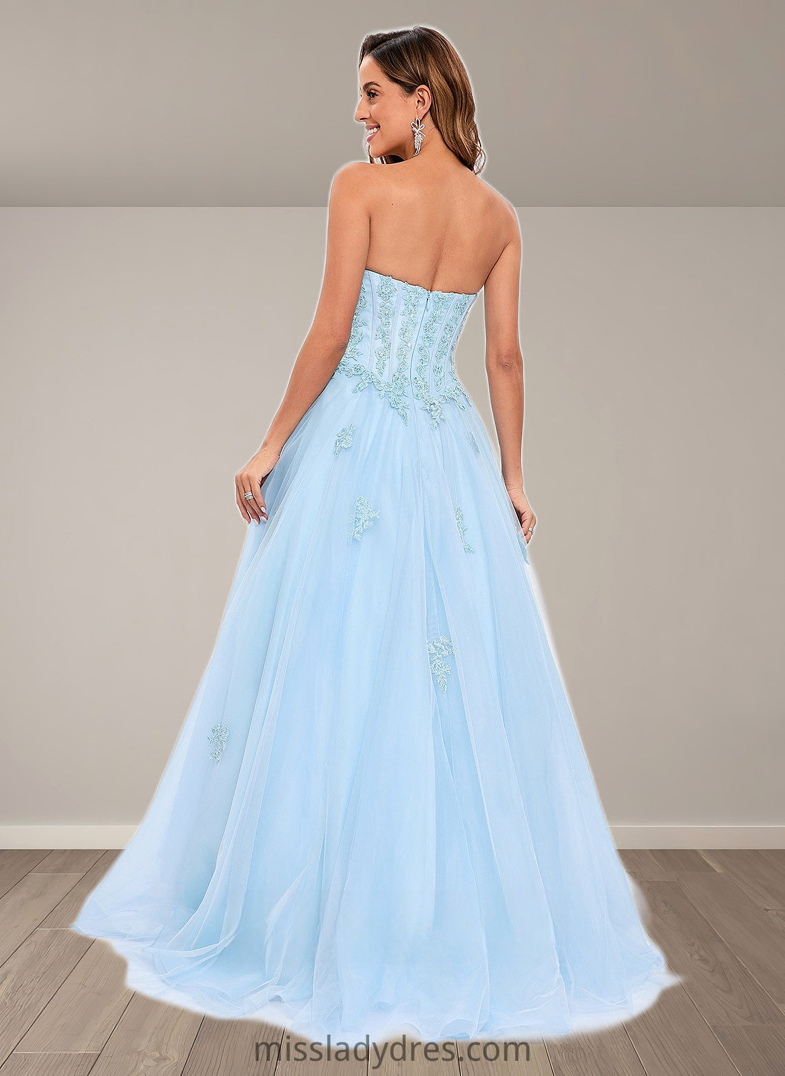 Jordan Ball-Gown/Princess Straight Sweep Train Tulle Prom Dresses With Sequins Appliques Lace DBP0025864